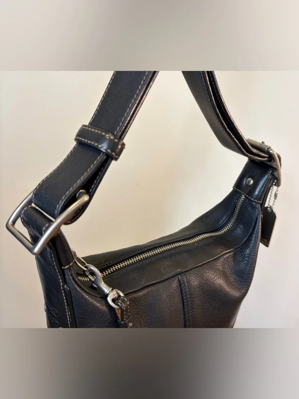 Vintage COACH Metro Hippie Bag Black Leather Slim Hobo Crossbody 6676 EUC